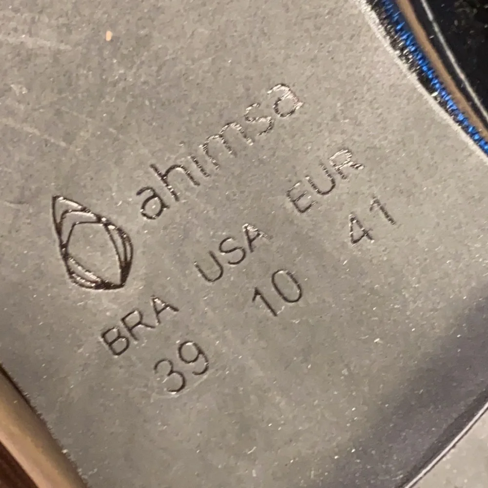 NWOT Ahimsa point toe cork footbed flats 2